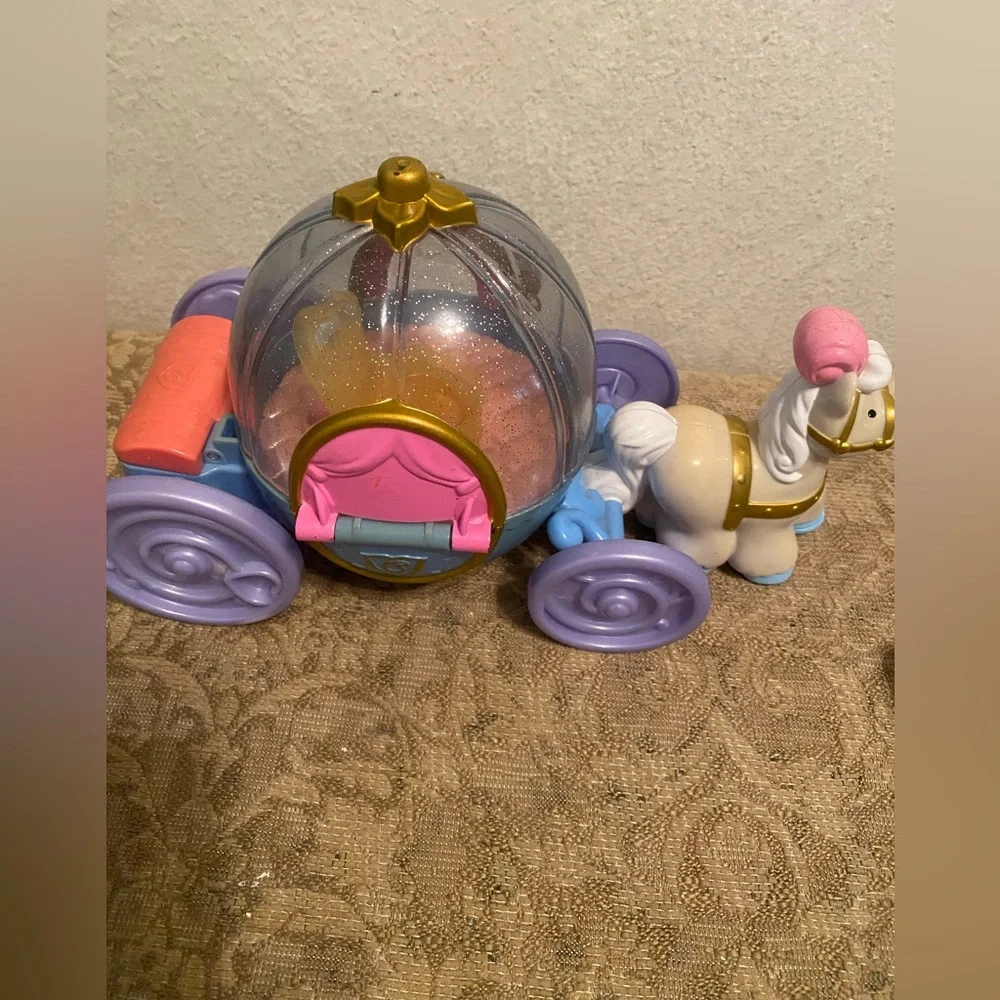 Fisher Price Little People Cinderella Coach, Dolls snd Horses - Picture 6 of 9